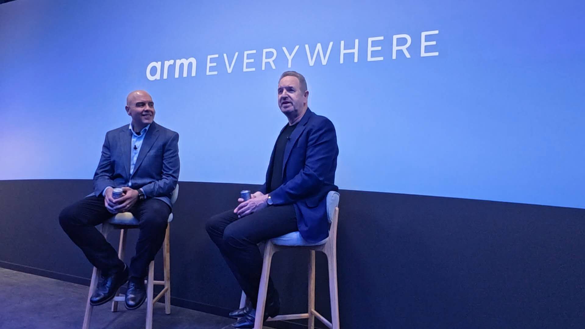 Arm CEO称不担心自研芯片会与客户竞争：市场很大但服务不足