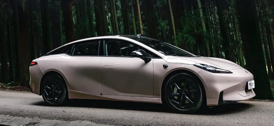 【awinic inside】首款100%国产芯智能车！艾为芯助力广汽昊铂GT-攀登版正式下线