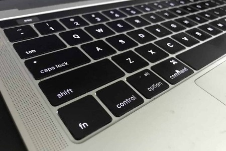 放弃蝶式键盘，新MacBook Air或将采用剪刀脚键盘