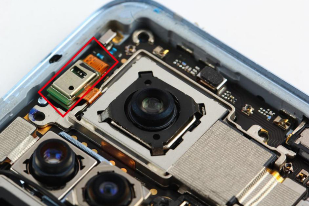 《【老伙计拆评】vivo X50 Pro拆解：揭秘微云台结构是如何放进手机的？》
